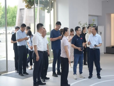 綠色建材產(chǎn)業(yè)鏈融鏈固鏈再發(fā)力！哈工大王代玉教授一行蒞臨天意機(jī)械、卓越精工考察調(diào)研