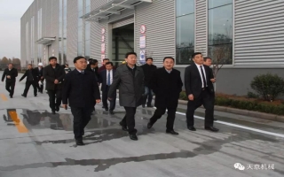 山東省住建廳黨組成員、副廳長張曉海蒞臨天意機械調(diào)研指導(dǎo)